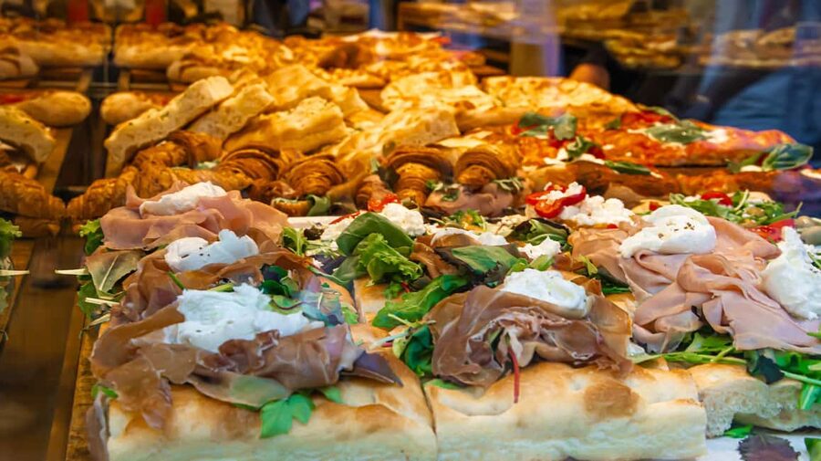 Venice: Food Tasting Tour with Cicchetti and Wine - Key points before you book