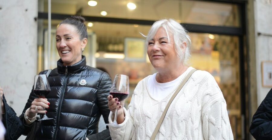 Venice: Food Tasting Tour with Cicchetti and Wine - Six to eight bars, with room for surprises