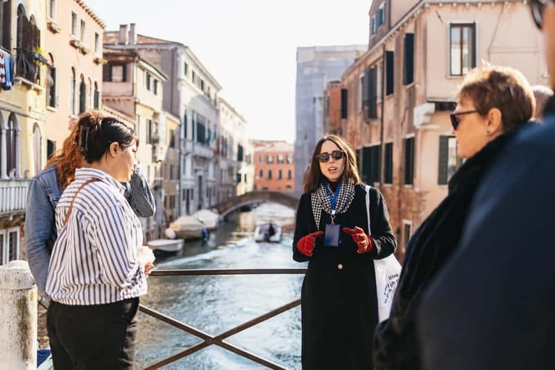 Venice: Food Tasting Tour with Cicchetti Dishes and Wine - Rialto’s Bars and the Stories Between Them