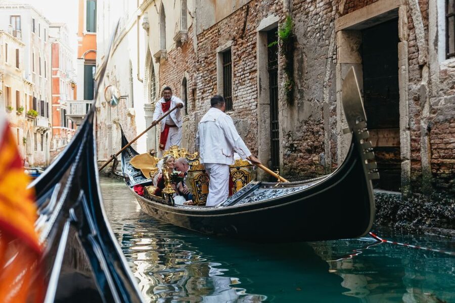 Venice: Grand Canal Gondola Ride with App Commentary - Is $39 good value?