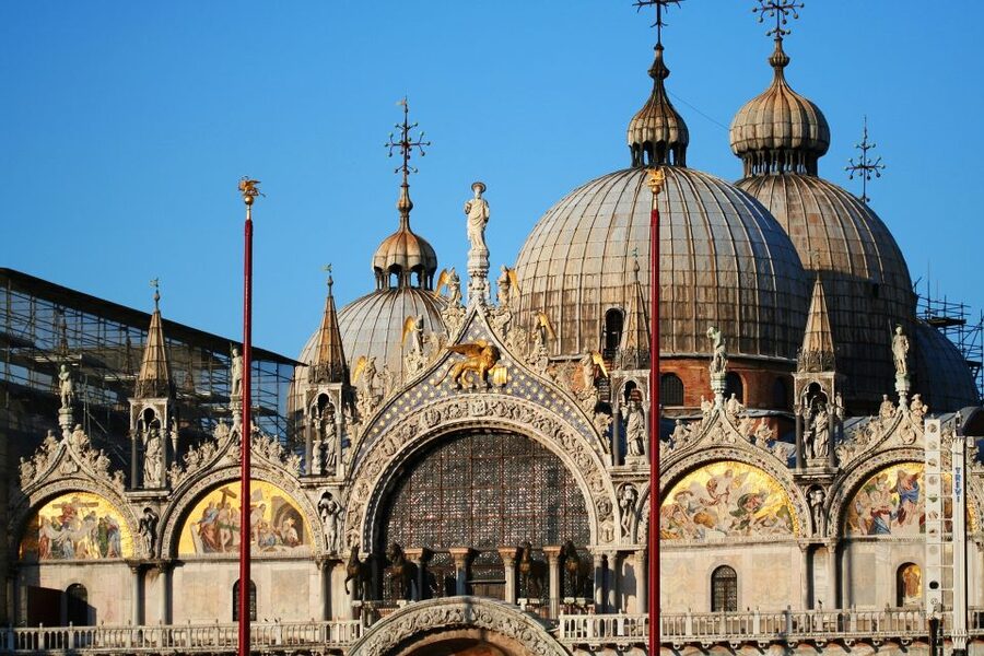 Venice: Guided Golden Basilica Tour - Why a guided visit changes what you see