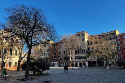 Guided Tour of the Jewish Ghetto and Synagogue Visit