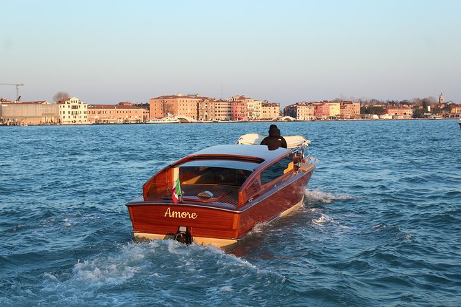 Venice Marco Polo Airport Link Arrival Transfer - A shared boat, not a private water taxi