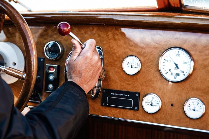 Venice Marco Polo Airport Private Arrival Transfer via Motorboat - What the price buys