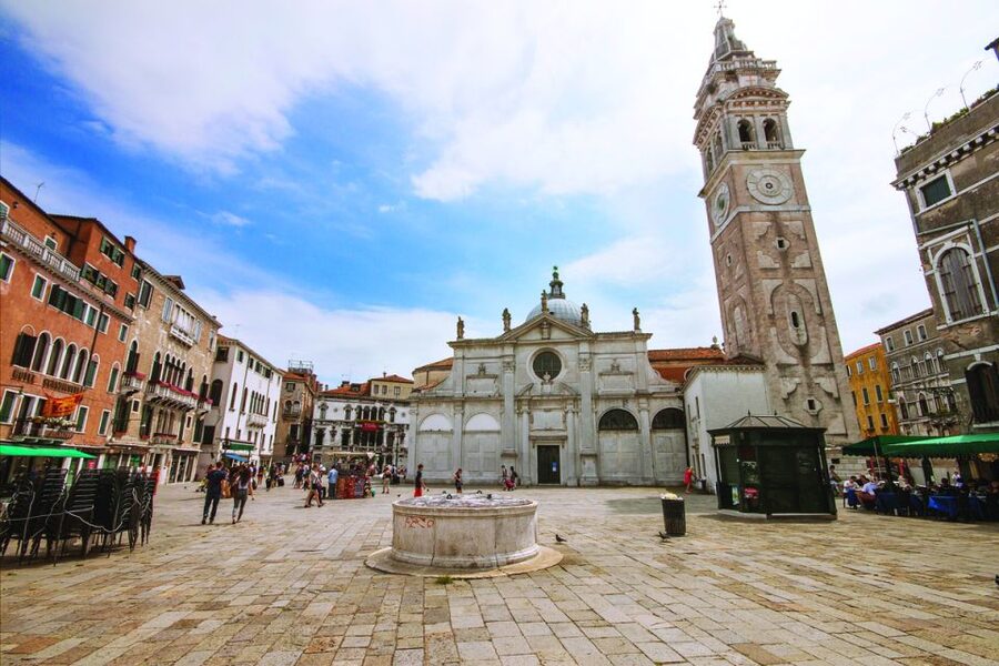 Venice: Morning Walking Tour - Through calli and small squares