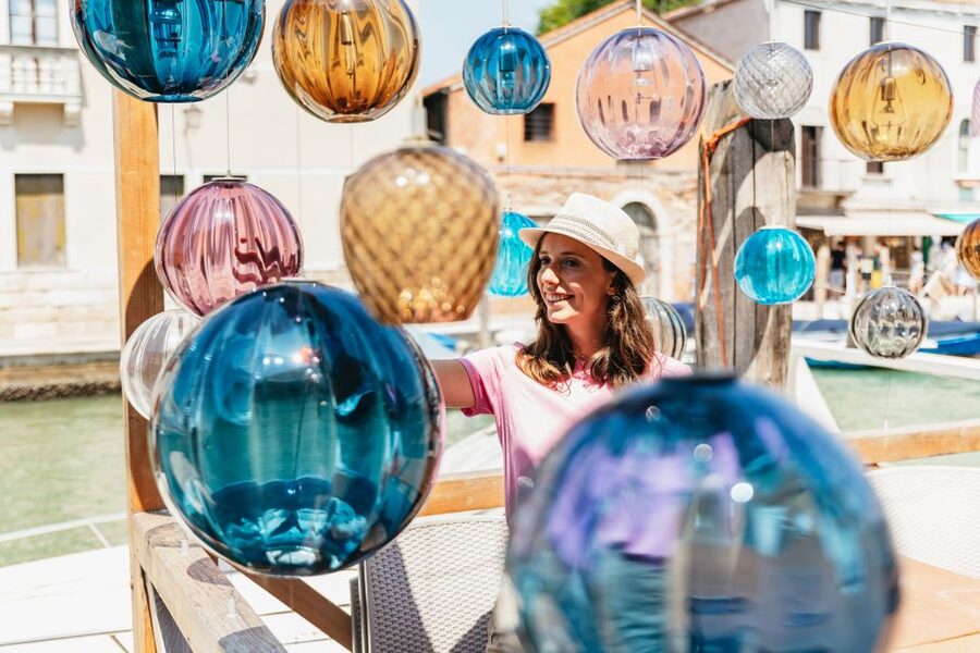 Venice: Murano and Burano Boat Tour with Glass Factory Visit - Crossing the lagoon to Murano