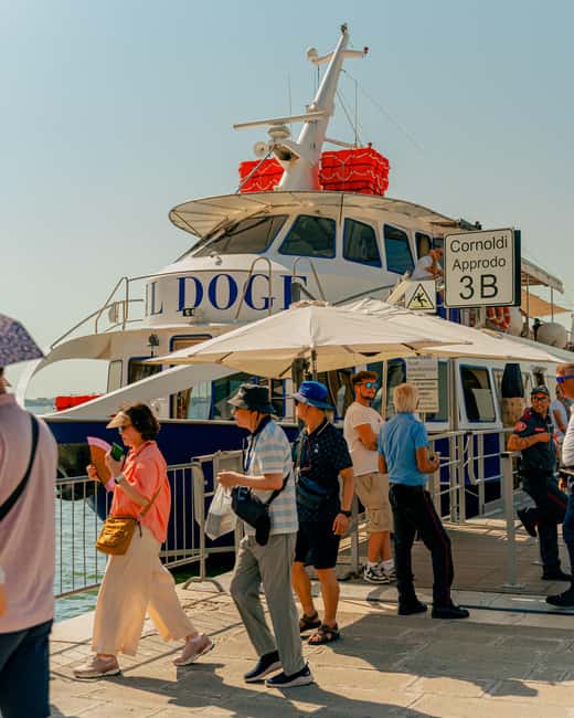 Venice: Murano and Burano Boat Tour with Glass Factory Visit - FAQ