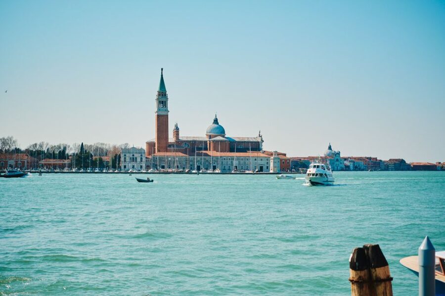 Venice: Murano & Burano Panoramic Boat Tour w/ Glassblowing - Commentary, timing, and comfort