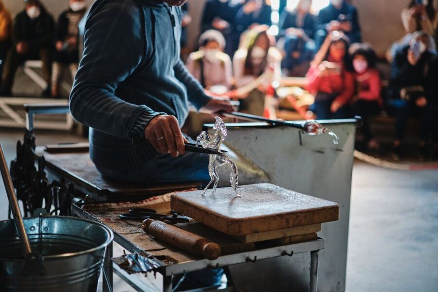 Venice: Murano & Burano Panoramic Boat Tour w/ Glassblowing - Should you book?