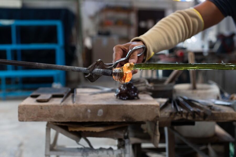 Venice: Murano Glass-Blowing Demo and Workshop - The showroom, its art, and the shop discount