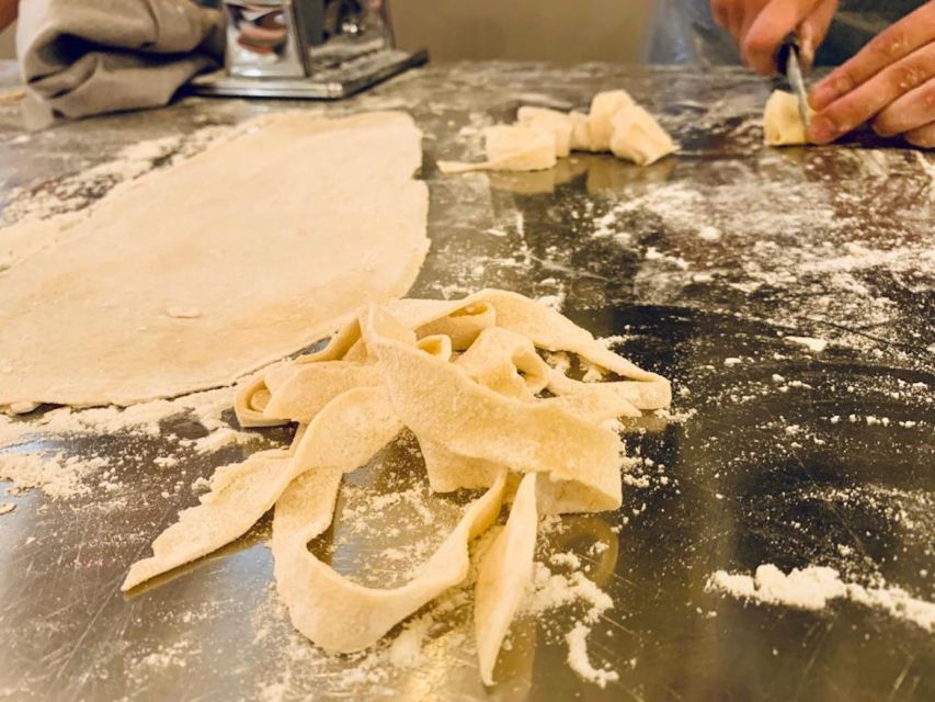 Venice: Pasta and Tiramisu Cooking Class with Wine - Making fettuccine and ravioli by hand