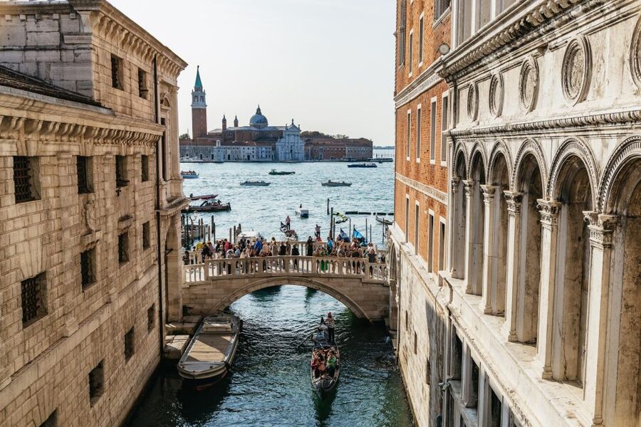 Venice: Private Entry Doge Palace & St. Mark Terraces Tour - The tour in brief