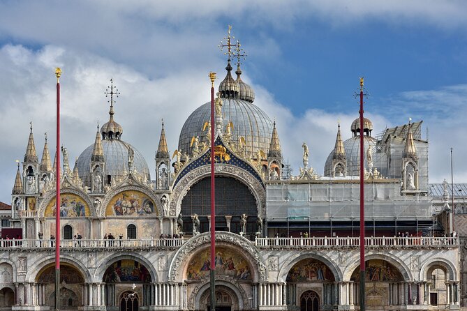 Venice Private Gondola Ride: Explore Hidden Canals and Sights - A quieter start near Piazzale Roma