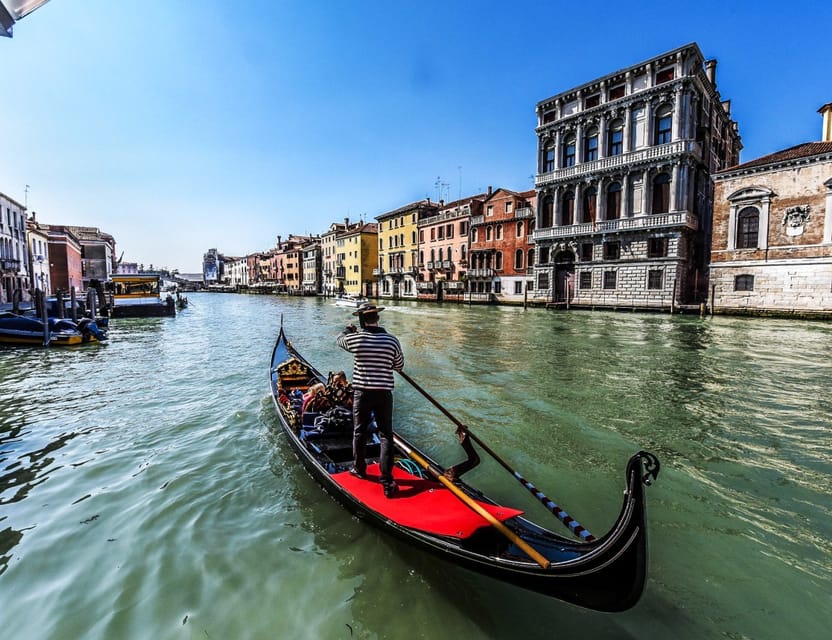 Venice: Private Grand Canal Gondola Ride from Rialto - Ca’ d’Oro and the inner canals