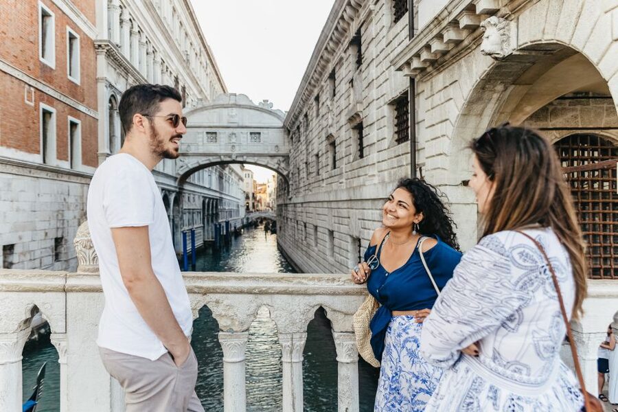 Venice: Private Tour with a Local Guide - Choosing between two and six hours