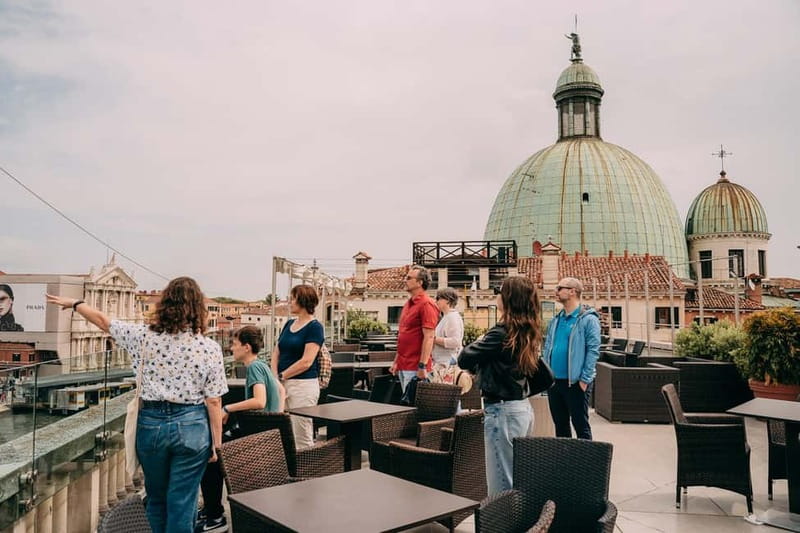 Venice: Rooftop Terraces Tour with Prosecco - Start with coffee and a first look over the city