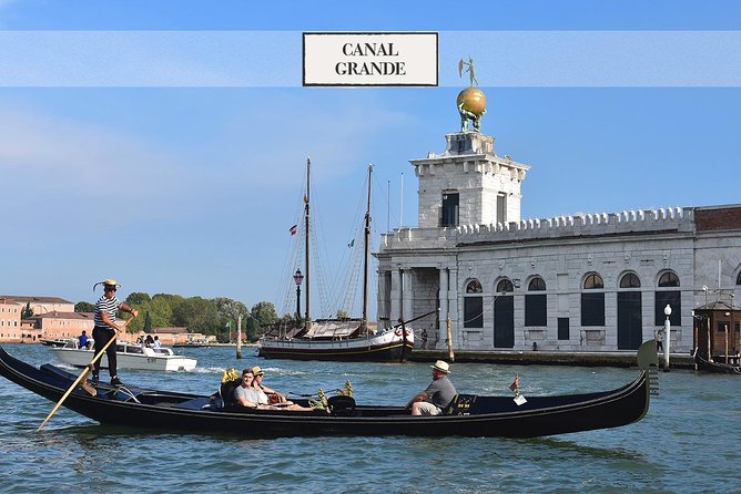 Venice's Icons: Basilica, Doge Palace, Rialto & Optional Gondola - The VR stop adds a different kind of history
