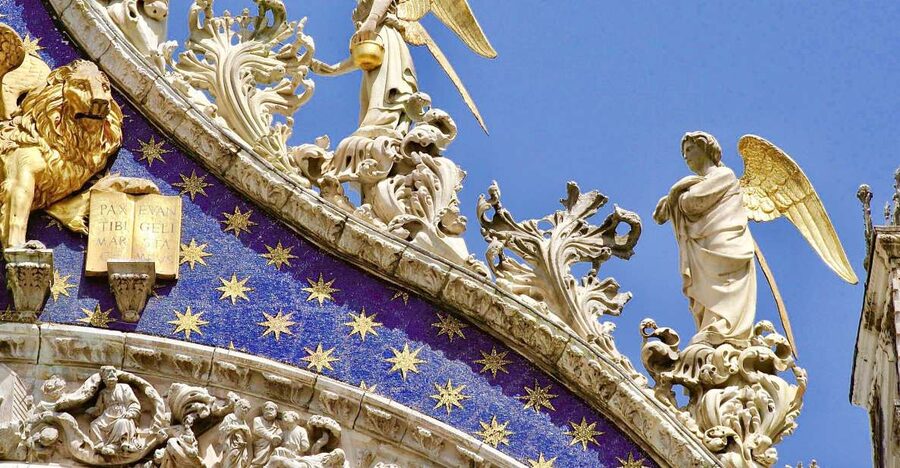 Venice: Saint Mark's Basilica Guided Tour - What the guide adds
