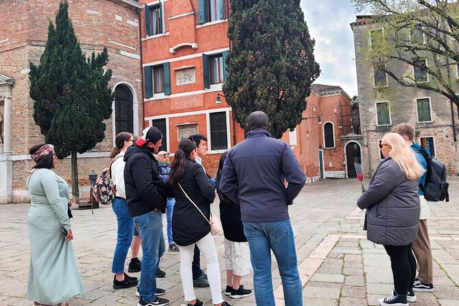 Venice Sightseeing Small Group Walking Tour with a Local Guide - The final stretch to St. Mark’s Square