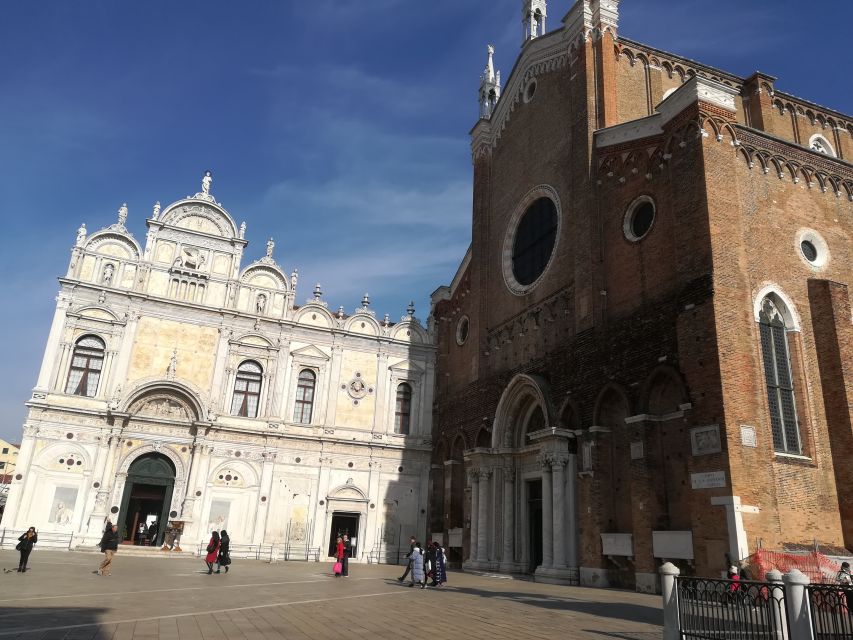 Venice: Sightseeing Tour with a Local expert - San Polo and the Frari church
