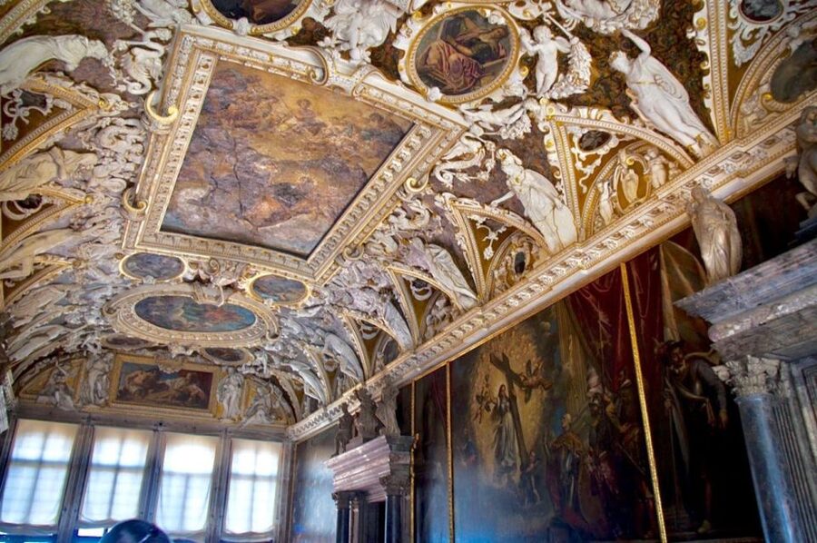 Venice: Skip-the-Line Doge’s Palace & Basilica Walking Tour - What the guide adds, and what the rating can tell you