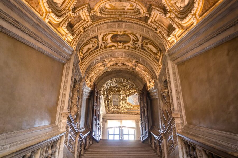 Venice: St Mark's Basilica, Doge Palace, & Bell Tower Option - Who should book this tour?