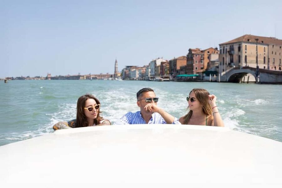 Venice: St Mark's, Doge's Palace, Murano & Burano Day Tour - Should you book this Venice tour?