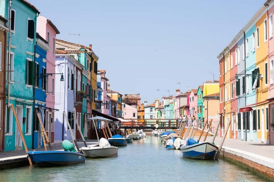 Venice: St Mark's, Doge's Palace, Murano & Burano Day Tour - Murano: see glassmaking, not just glass shops