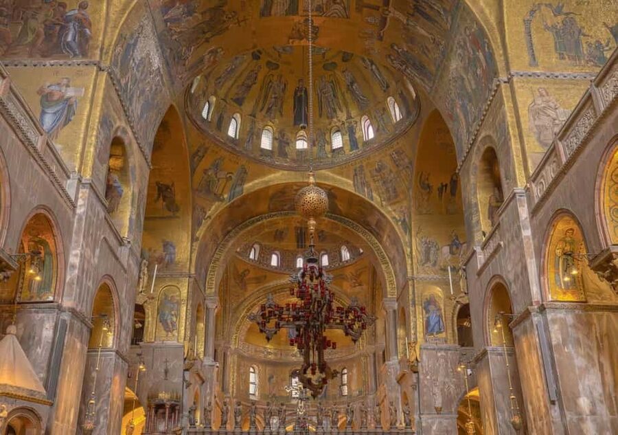 Venice: St Mark's, Doge's Palace, Murano & Burano Day Tour - What to know before you go