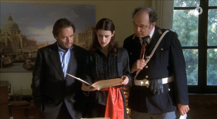 Venice: The Footsteps of Commissario Brunetti Walking Tour - Find Brunetti’s Venice in the campi and palazzos
