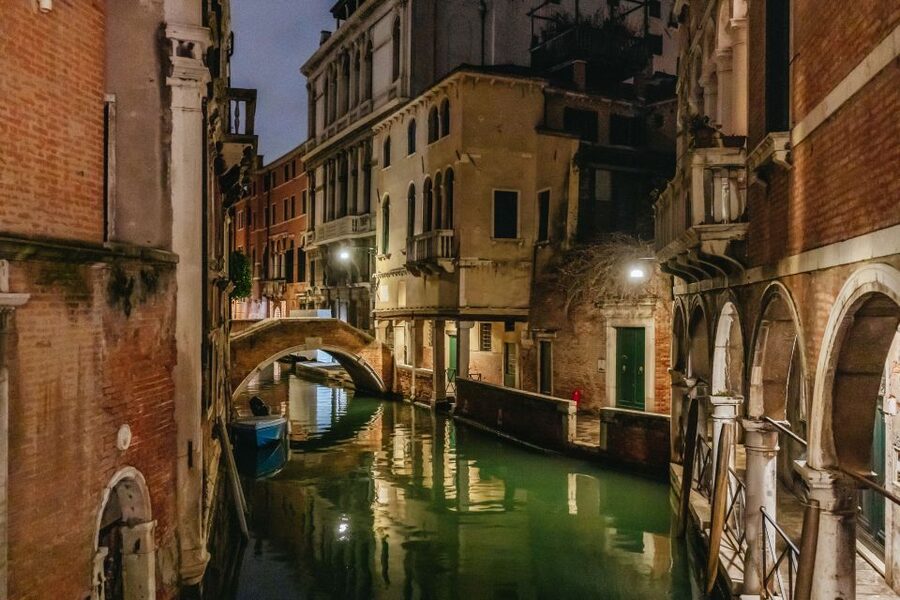 Venice: The Ghost & Legends Walking Tour - Campo San Giovanni e Paolo: a grand past in a quiet square