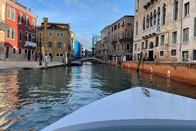 Venice: The Hidden Canals on an Electric Boat - Find Fondamenta Ognissanti before tour time
