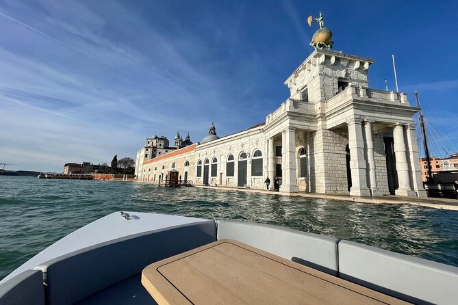 Venice: The Hidden Canals on an Electric Boat - Who should book this canal ride?