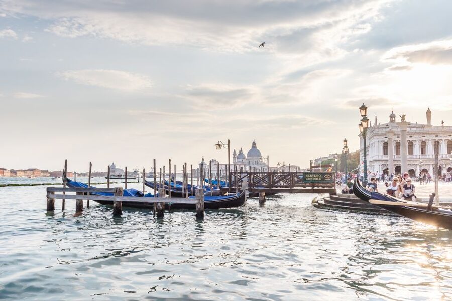 Venice: Traditional Shared Gondola Ride - The Grand Canal and the Bridge of Sighs