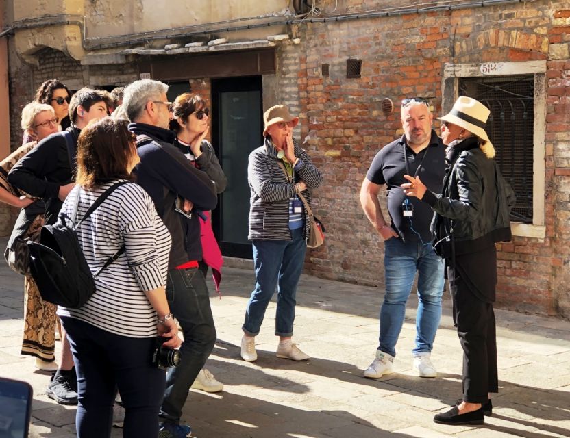 Venice Walking Tour and Gondola Ride Combo - A gondola ride through smaller canals