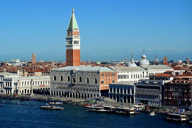Venice Walking Tour and Gondola Ride - Walking past Scala del Bovolo and La Fenice