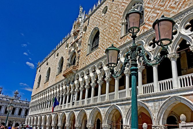 Venice: Winter Pass Top Attractions & City Walking Tour - When the Doge’s Palace upgrade makes sense