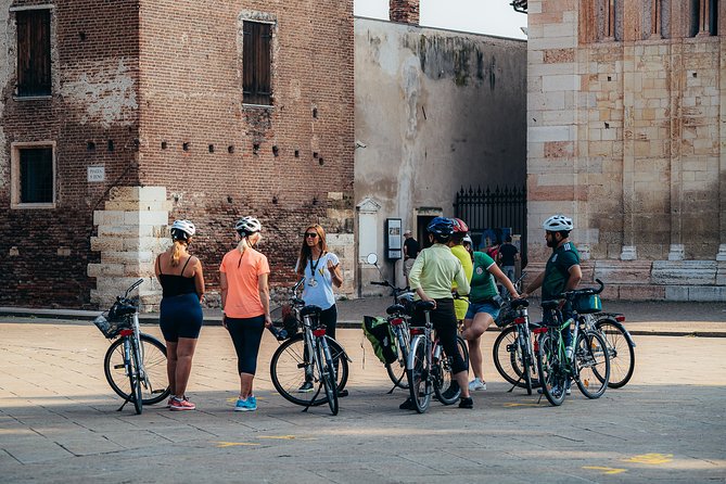 Verona e-bike tour: city center and panoramic views - FAQ