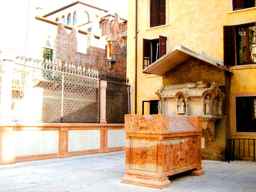 Verona: History and Hidden Gems Guided Walking Tour - Roman gateways and the Adige’s best views