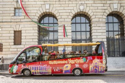 Hop-on Hop-off Tour 24 or 48-Hour Ticket