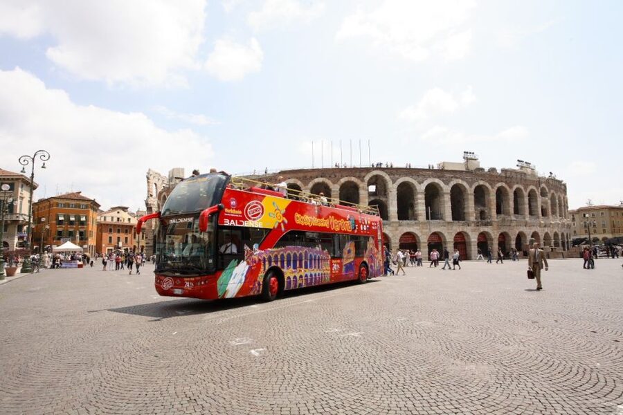 Verona: Hop-on Hop-off Tour 24 or 48-Hour Ticket - Is $29 a fair price for a day or two?