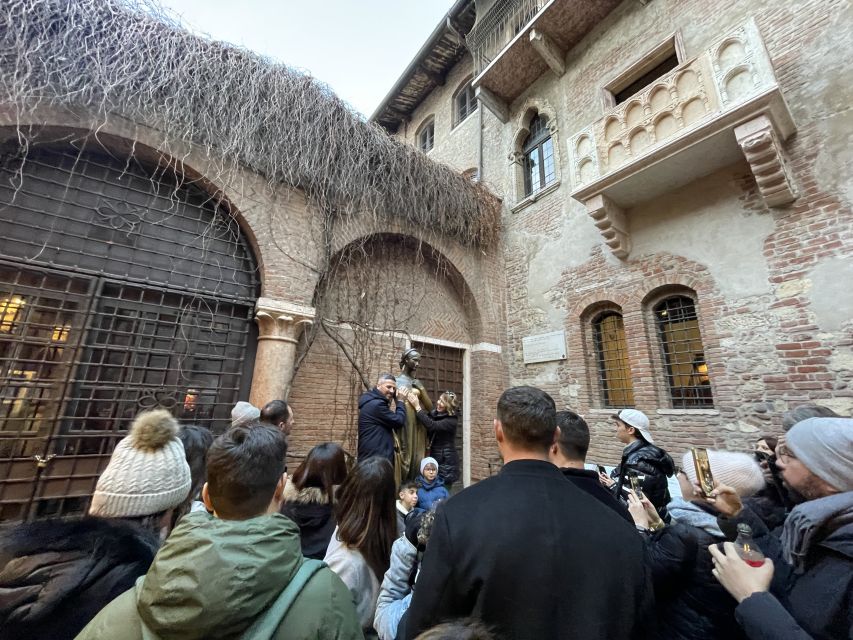 Verona: Small Group Guided Walking Tour with Arena Tickets - The guide makes the short history feel connected