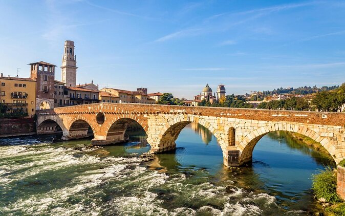 Verona walking tour:food, wine, legends, lunch/dinner & cable car - Starting near Piazza Bra with pastry